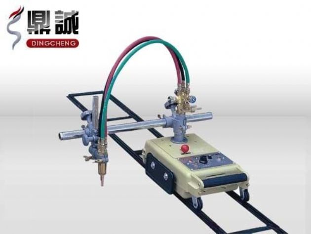 點(diǎn)擊查看詳細(xì)信息<br>標(biāo)題：半自動(dòng)火焰切割機(jī) 閱讀次數(shù)：4398