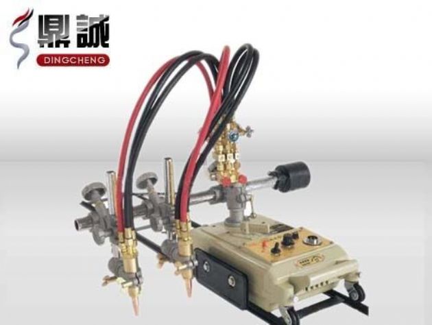 點(diǎn)擊查看詳細(xì)信息<br>標(biāo)題：雙頭多頭火焰切割機(jī) 閱讀次數(shù)：4405