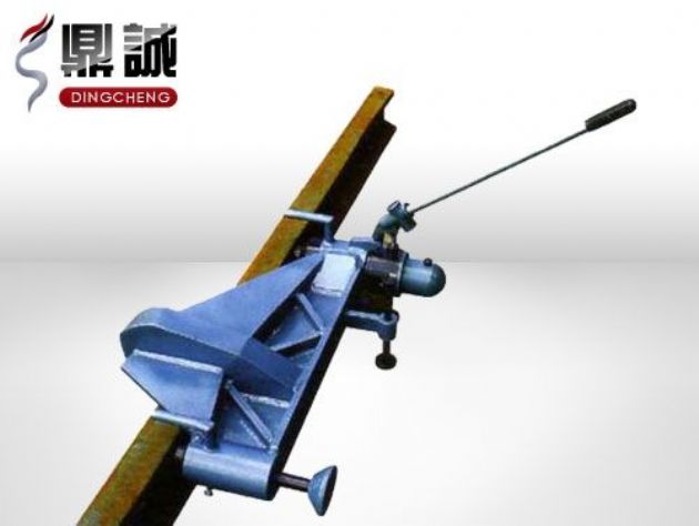 點擊查看詳細信息<br>標題：水平液壓彎軌機 閱讀次數(shù)：4608