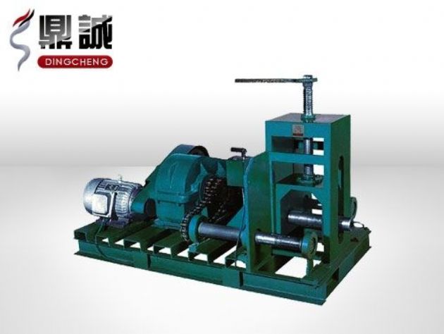 點擊查看詳細(xì)信息<br>標(biāo)題：臥式多功能滾動彎管機 閱讀次數(shù)：4520