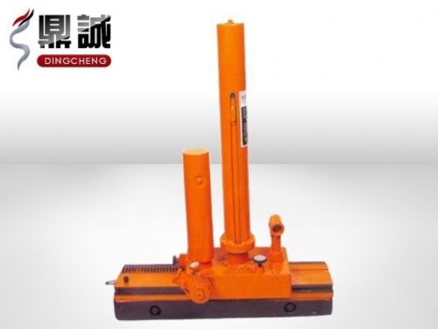 點(diǎn)擊查看詳細(xì)信息<br>標(biāo)題：機(jī)車(chē)落軌復(fù)位機(jī) 閱讀次數(shù)：4613